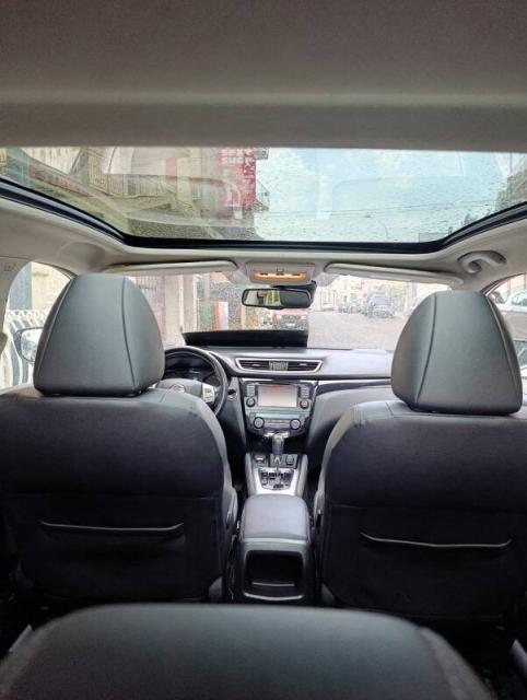 Nissan Qashqai 1.6 dci N-Connecta 2wd 130cv xtronic - Immagine 12