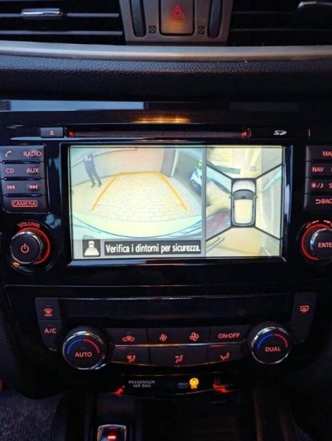 Nissan Qashqai 1.6 dci N-Connecta 2wd 130cv xtronic - Immagine 1