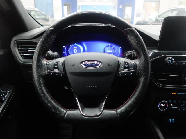Ford Kuga 1.5 EcoBlue 120 CV POWERSHIFT ST LINE - Immagine 16