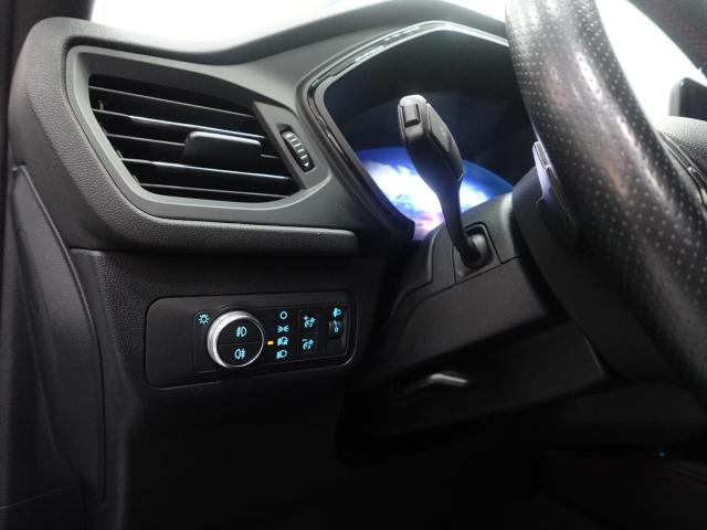 Ford Kuga 1.5 EcoBlue 120 CV POWERSHIFT ST LINE - Immagine 11