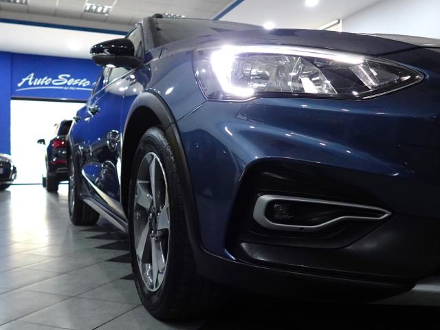 Ford Focus 1.0 EcoBoost 125 CV ACTIVE - Immagine 22