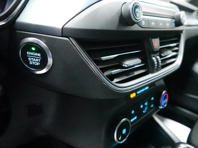 Ford Focus 1.0 EcoBoost 125 CV ACTIVE - Immagine 12