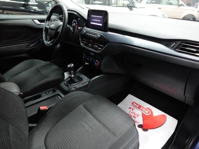Ford Focus 1.0 EcoBoost 125 CV ACTIVE - Immagine 10
