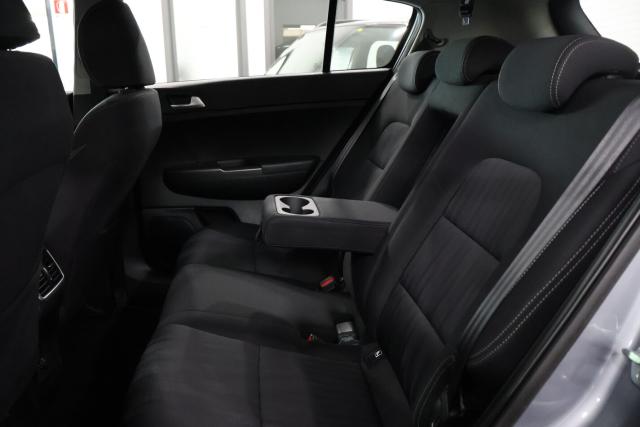 Kia Sportage 1.6 CRDI 136 CV DCT7 MHEV BUSINESS CLASS - Immagine 2