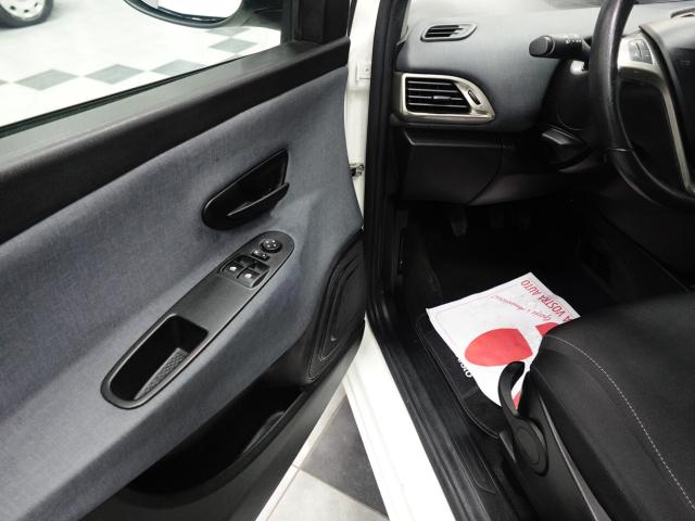 Lancia Ypsilon III 1.0 FIREFLY HYBRID 70 CV GOLD - Immagine 11