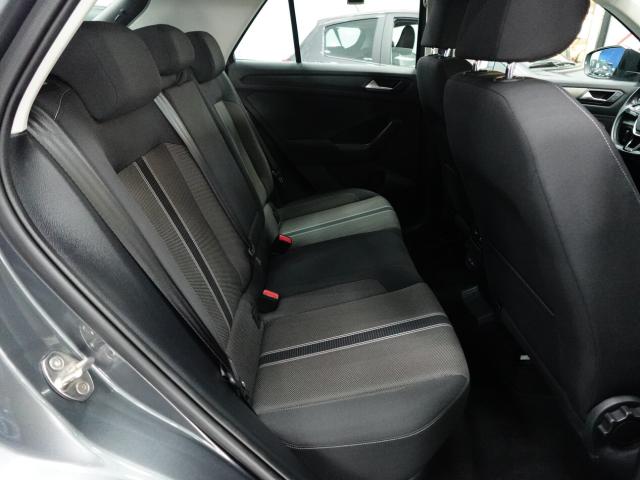 Volkswagen T-Roc 1.0 TSI 110 CV STYLE - Immagine 15