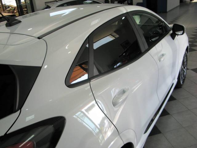 Ford Puma 1.0 EcoBoost HYBRID 125 CV ST LINE - Immagine 17