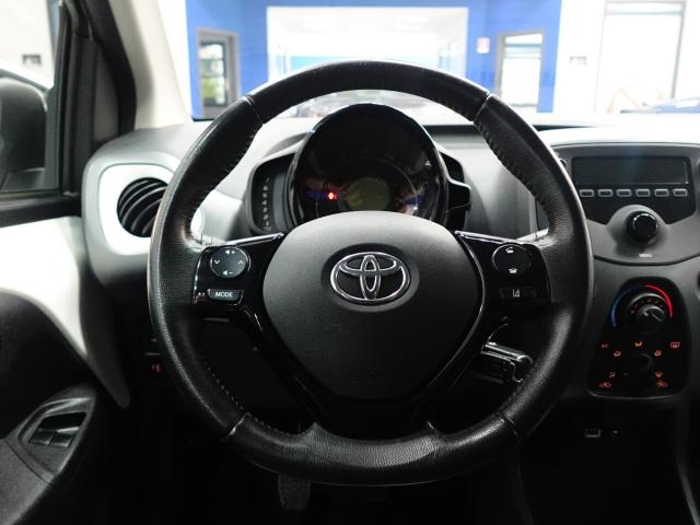 Toyota Aygo 1.0 BZ 72 CV X-COOL - Immagine 3