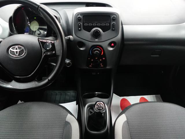 Toyota Aygo 1.0 BZ 72 CV X-COOL - Immagine 13