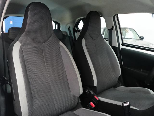 Toyota Aygo 1.0 BZ 72 CV X-COOL - Immagine 8