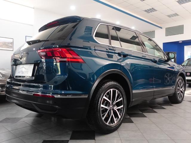 Volkswagen Tiguan 2.0 TDI 150 CV DSG LIFE - Immagine 16