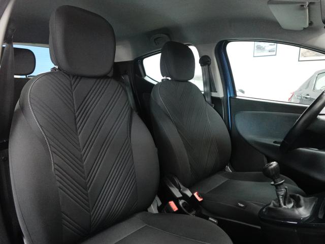 Lancia Ypsilon III 1.0 FIREFLY HYBRID 70 CV GOLD - Immagine 1