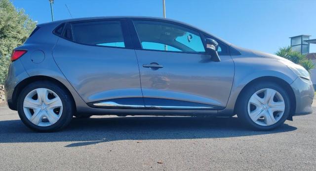 Renault Clio 1.2 Live 75cv - Immagine 2