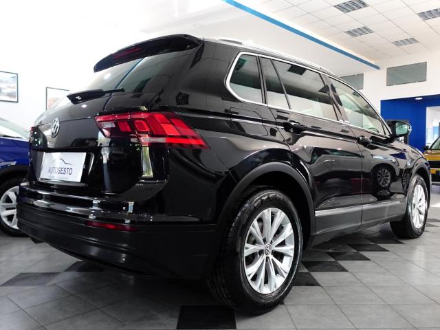 Volkswagen Tiguan 2.0 TDI 150 CV BUSINESS - Immagine 16