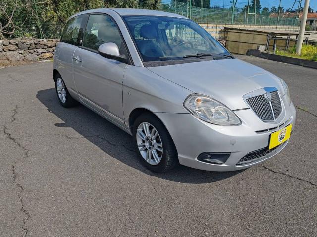 Lancia Ypsilon 1.4 8v E-Collection ecochic Gpl - Immagine 19