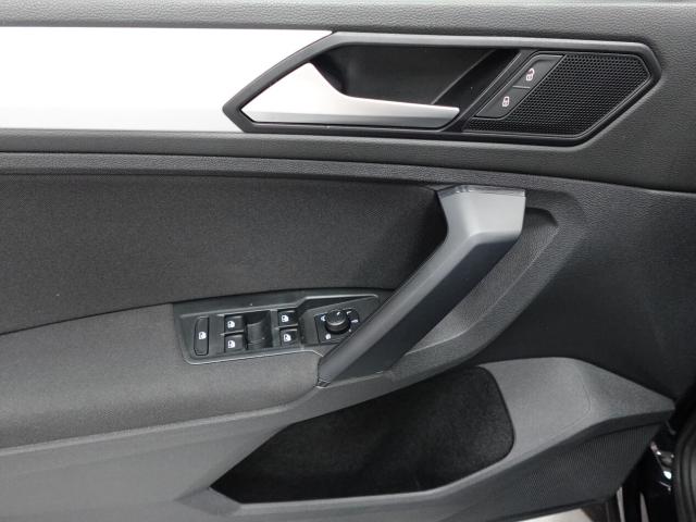 Volkswagen Tiguan 2.0 TDI 150 CV BUSINESS - Immagine 18