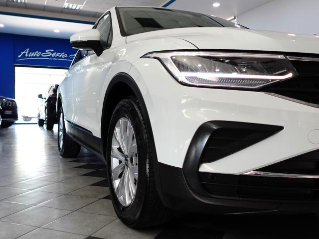 Volkswagen Tiguan 2.0 TDI 150 CV DSG LIFE - Immagine 27