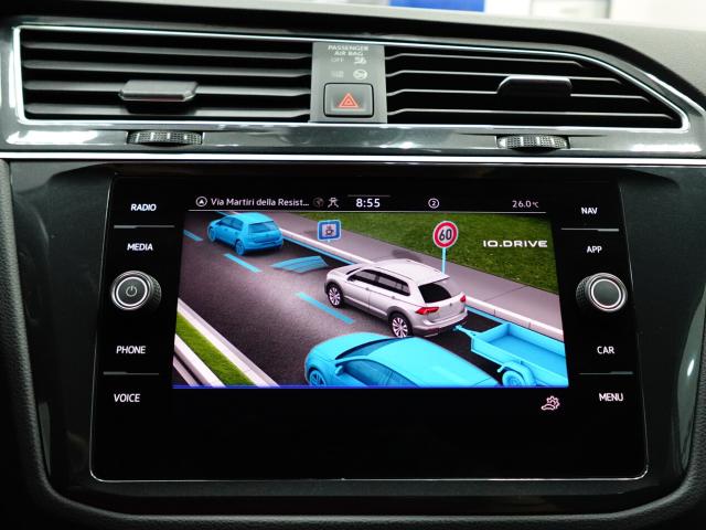 Volkswagen Tiguan 2.0 TDI 150 CV DSG LIFE - Immagine 1