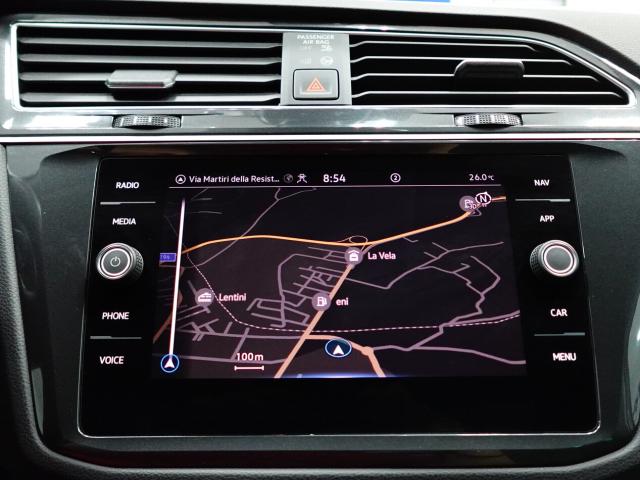 Volkswagen Tiguan 2.0 TDI 150 CV DSG LIFE - Immagine 8