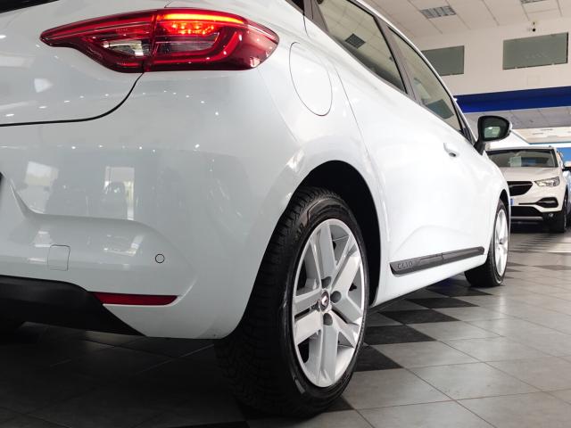 Renault Clio 1.0 TCE 90 CV BUSINESS - Immagine 22