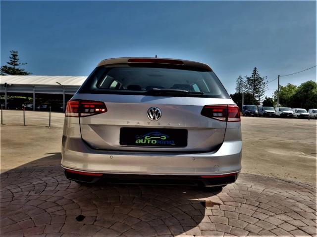 Volkswagen Passat Variant 1.6 tdi Business 120cv dsg - Immagine 23