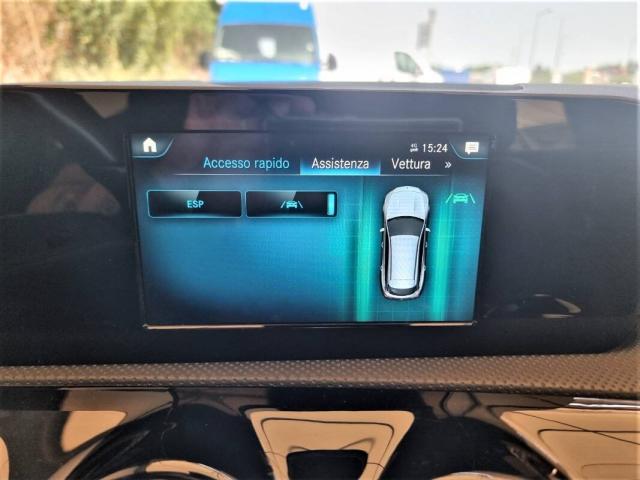 Mercedes Classe CLA 180 d Sport auto - Immagine 12