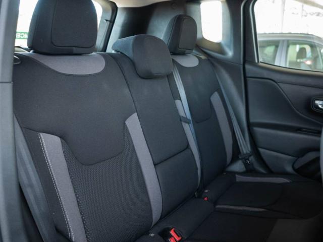 Jeep Renegade 1.3 t4 phev Limited 4xe at6 - Immagine 4