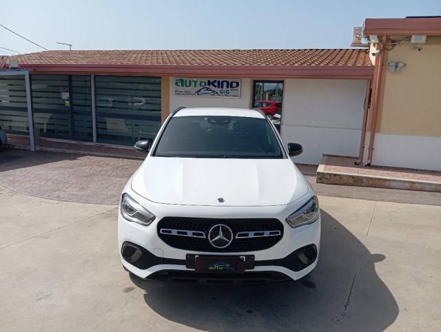 Mercedes Classe GLA 200 d Sport Plus 4matic auto - Immagine 4