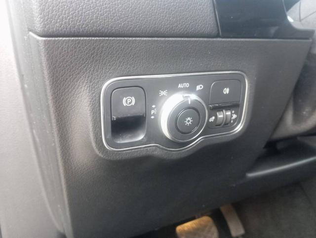 Mercedes Classe GLA 180 d Business auto - Immagine 18