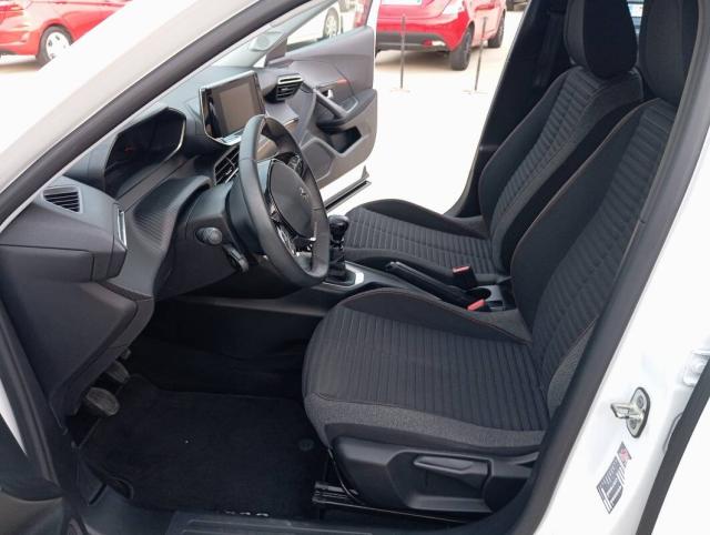 Peugeot 2008 1.2 puretech Active s&s 100cv - Immagine 18