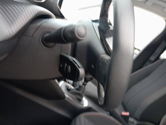Peugeot 2008 1.2 puretech Active s&s 100cv - Immagine 11