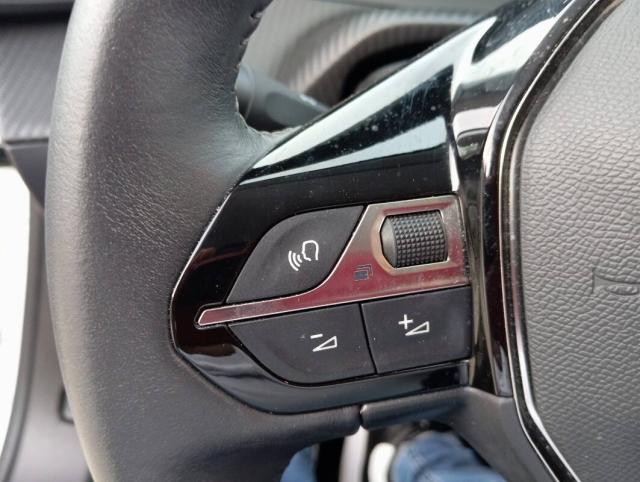 Peugeot 2008 1.2 puretech Active s&s 100cv - Immagine 15
