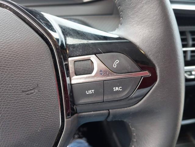 Peugeot 2008 1.2 puretech Active s&s 100cv - Immagine 1