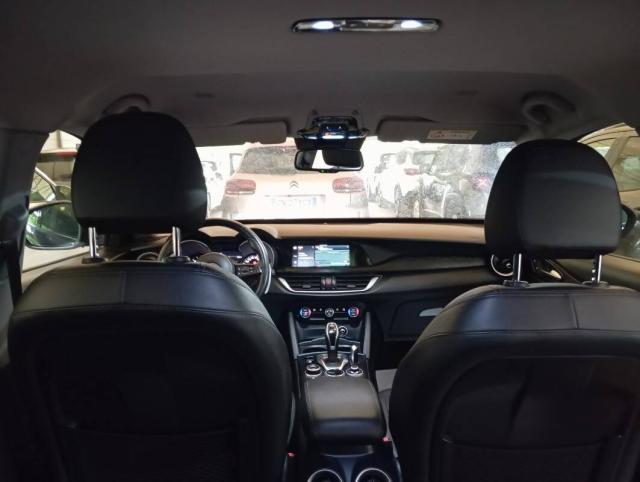 Alfa Romeo Stelvio 2.2 t Super Q4 190cv auto - Immagine 15