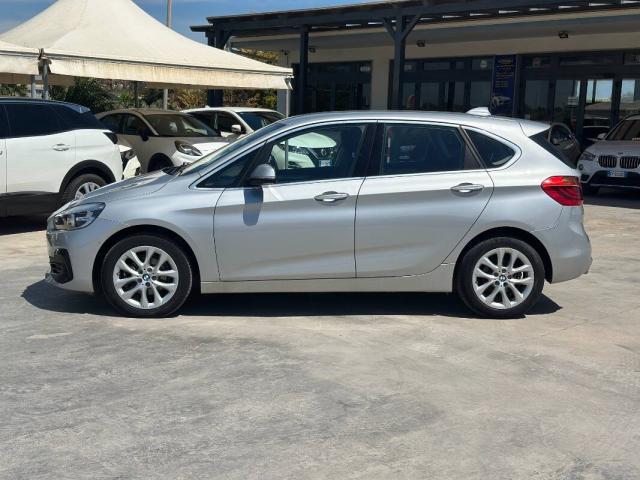 BMW Serie 2 216d Business - Immagine 8