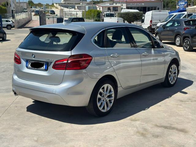 BMW Serie 2 216d Business - Immagine 3