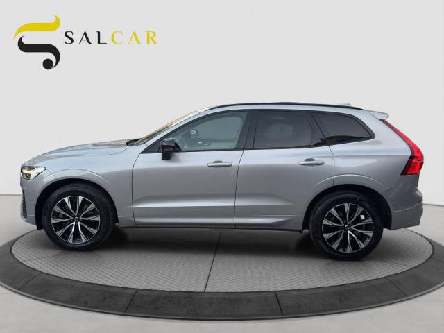 Volvo XC60 2.0 b4 Plus Dark awd auto - Immagine 16