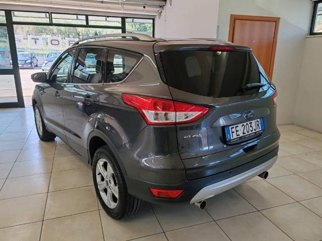 Ford Kuga 2.0 tdci Titanium 2wd s&s 120cv E6 - Immagine 3