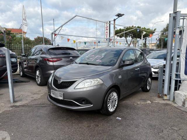 Lancia Ypsilon 1.2 Gold 69cv - Immagine 11