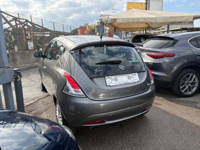 Lancia Ypsilon 1.2 Gold 69cv - Immagine 3