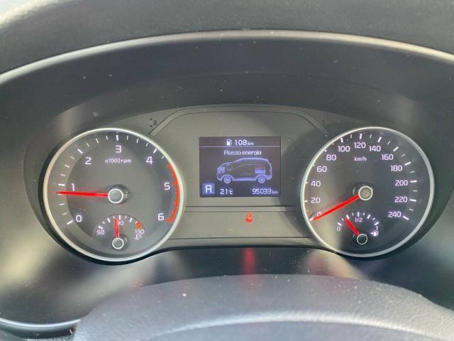 Kia Sportage 1.6 crdi mhev Urban 2wd 136cv - Immagine 15