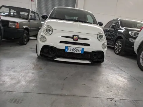 Abarth 595 1.4 t-jet 145cv - Immagine 17