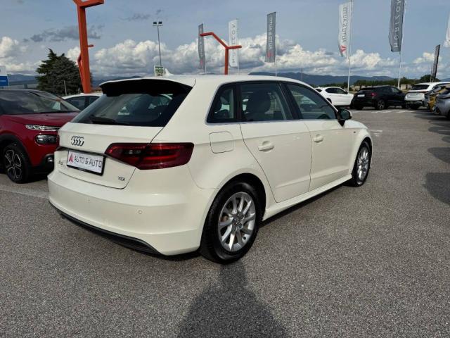Audi A3 1.6 tdi Attraction 110cv E6 - Immagine 12