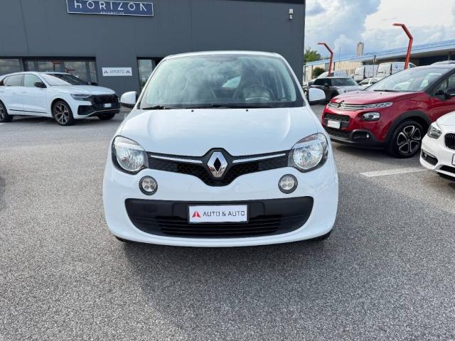 Renault Twingo 1.0 sce Live 70cv - Immagine 18