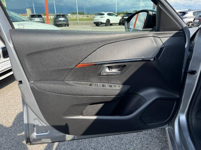 Peugeot 208 1.2 puretech Active s&s 75cv - Immagine 9