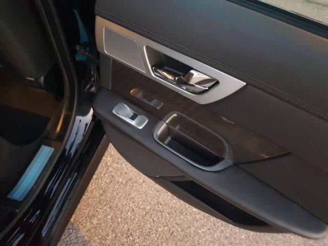Jaguar XF XF 2.2d R-Sport Launch edition 200cv auto - Immagine 19