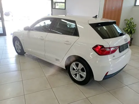 Audi A1 Sportback 25 1.0 tfsi Business - Immagine 2