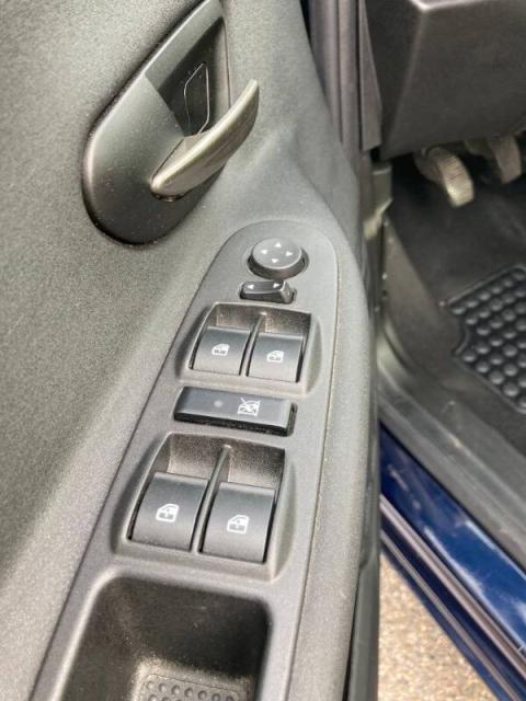 Lancia Ypsilon 1.0 firefly hybrid Silver s&s 70cv - Immagine 18