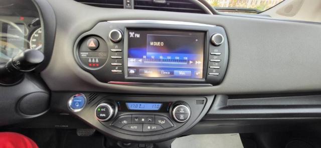 Toyota Yaris 1.5h Trend Grey Edition my18 - Immagine 5