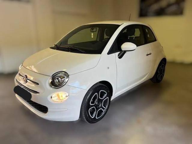 Fiat 500 1.0 hybrid Club 70cv - Immagine 2
